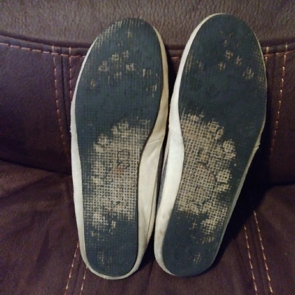 Slip on shoes - Picture 2 of 2